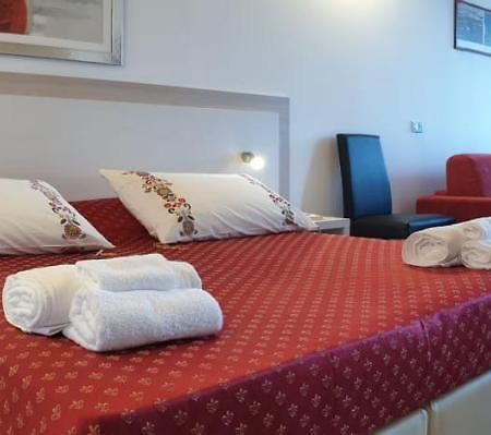 Bed and Breakfast Il Sole Nel Mare - Lido Di Volano Комаккьо Экстерьер фото